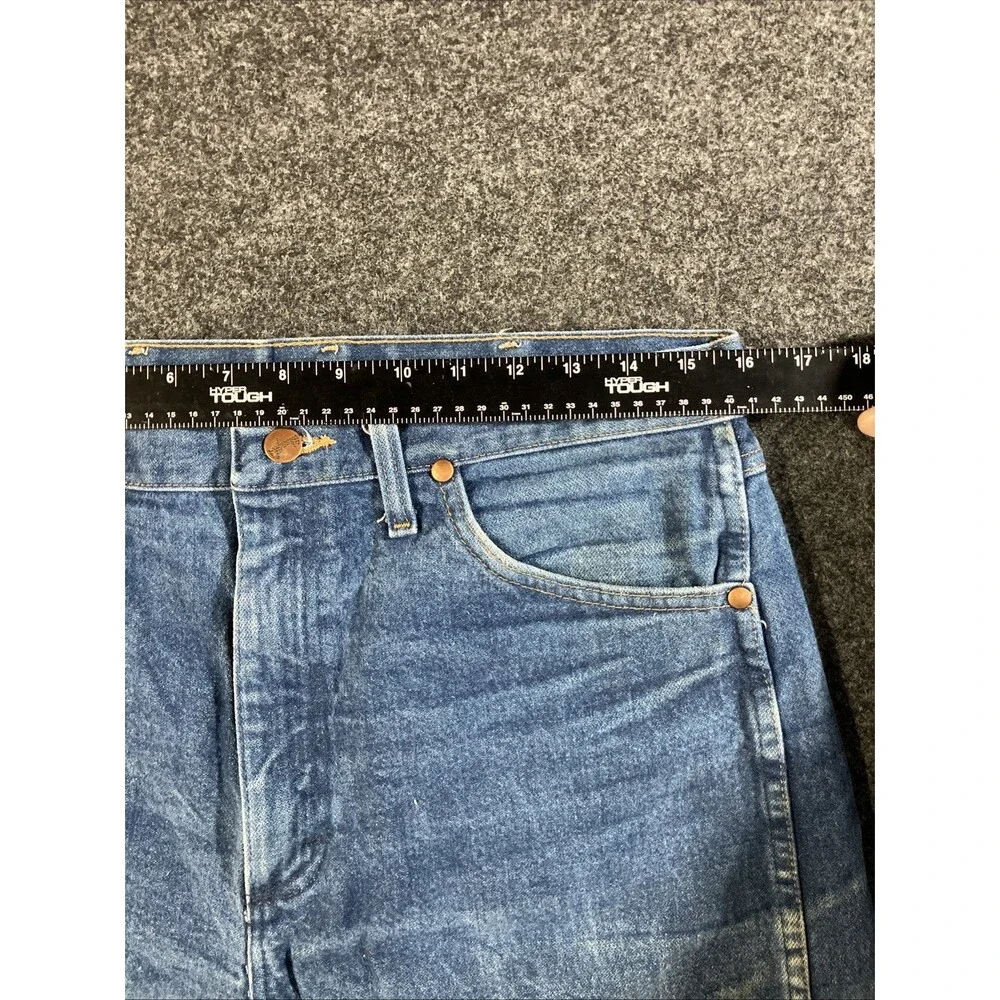 Wrangler 13MWZ Cowboy Cut Jeans Mens 33x38 Blue Rigid Denim High Rise Western